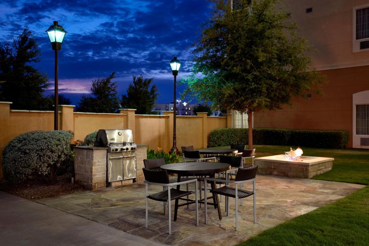 Towneplace Suites By Marriott Midland Exterior foto